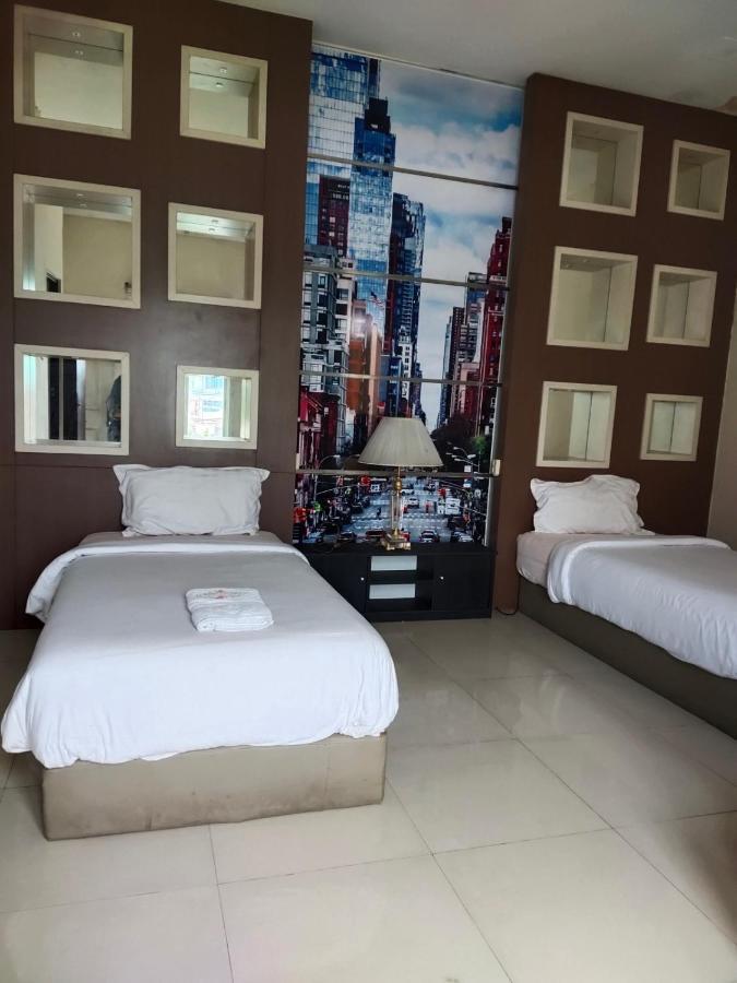 Mojokerto Classic Homestay Exterior foto
