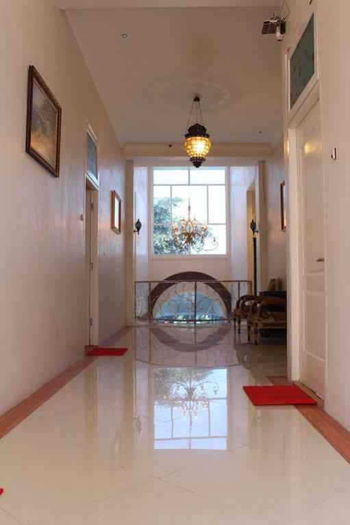 Mojokerto Classic Homestay Exterior foto